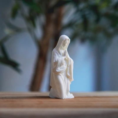 Đức Mẹ - Cảnh Chúa Giáng Sinh