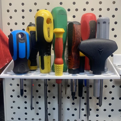 Giá Đỡ Dụng Cụ Tổ Ong Cho Pegboard