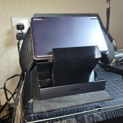 Giá Đỡ AYN Thor "PRO" Cho Dock UGREEN 6-in-1