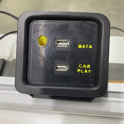 Mẫu in USB Atoto cho xe Silverado/Tahoe/Suburban/Yukon GMT800 (1999-2007)