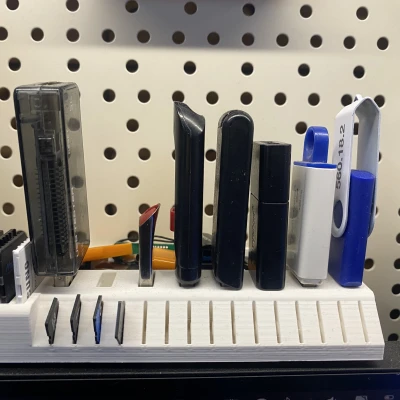 Giá đỡ USB & Thẻ Micro SD kèm Khay cho Pegboard