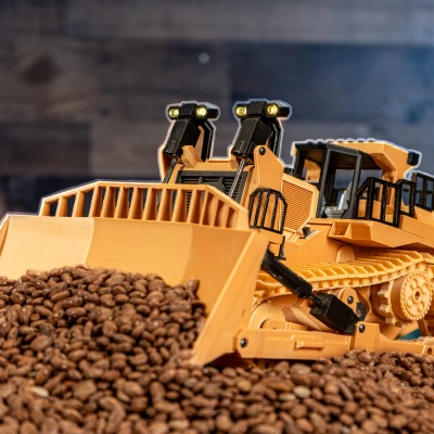 Xe Ủi Điều Khiển Từ Xa - Tự Làm