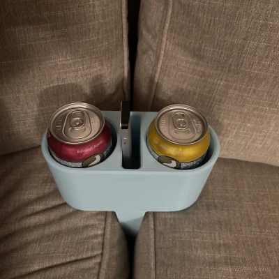 Giá Đỡ Chai Kép Kèm Chỗ Để Remote Trên Sofa