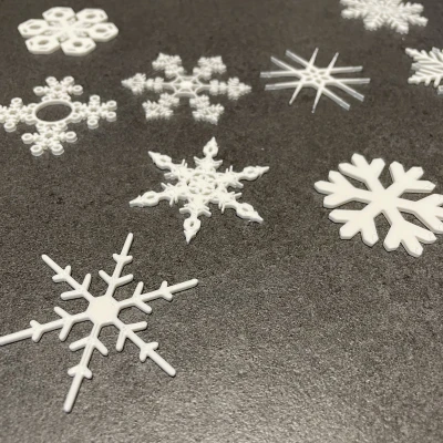 Bộ Sưu Tập Bông Tuyết - 18 Bông (Trang Trí Cửa Sổ Hoặc Quà Tặng - Giáng Sinh)