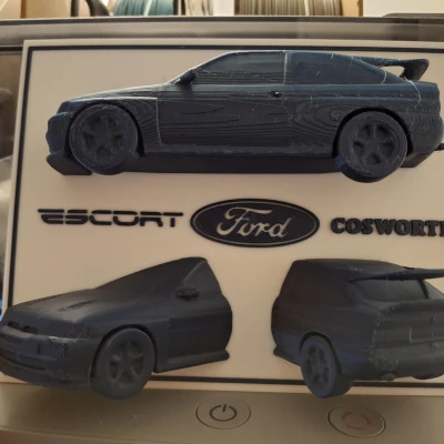 Xe Ford Escort Cosworth