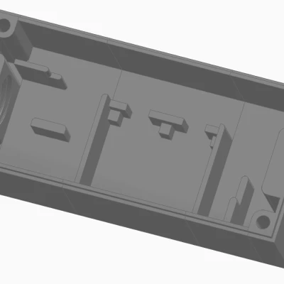 Vỏ Shelly 1 PM mini Gen3 với các loại đầu nối cáp và chỗ cho RC Snubber