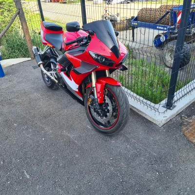 Cánh gió Yamaha R6