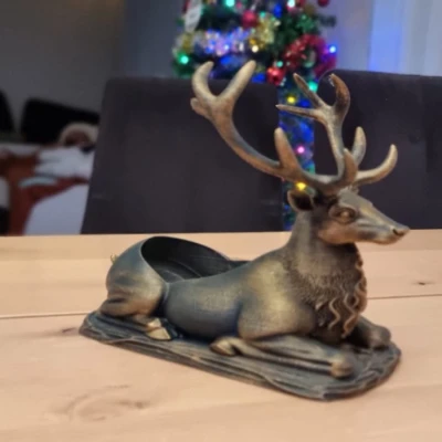 Chân đế giữ chai rượu hình hươu