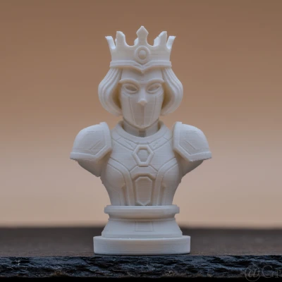 Tượng "Nữ Hoàng" Titan - quân cờ vua