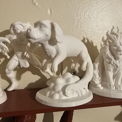 Thần Long Falcor trong phim Chuyện Chưa Kể