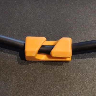 Kẹp Quản Lý Dây Cáp Đa Năng