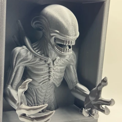 Kệ Sách 3D Xenomorph Alien