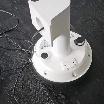 Giá đỡ anten Mammotion Luba RTK gắn tường kèm nắp chụp mùa đông