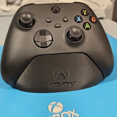 Chân Đế Tay Cầm Xbox Tối Giản Có Logo