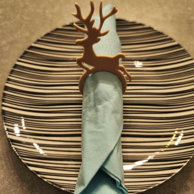 Kẹp Giữ Giấy Ăn Hình Tuần Lộc