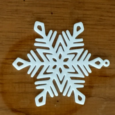 Gói 3 - 8 bông tuyết để treo - 8 snowflakes to hang