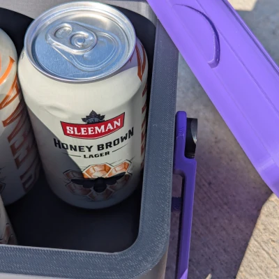 Thùng Giữ Lạnh Bia 4 Lon