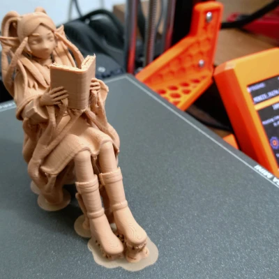 Mô Hình Frieren Đọc Sách