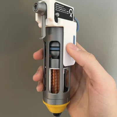 Trạm Sạc Khiên Arc Raiders (Chuẩn Game!)