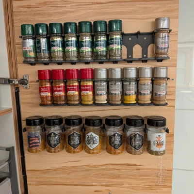 Giá đỡ hũ gia vị Kotanyi cho cửa tủ