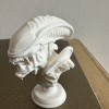 Bust Alien - Mô Hình Đầu Người Ngoài Hành Tinh Trang Trí - Thumbnail 4