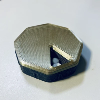 Hộp Chia Thuốc Nam Châm Xoay Xếp Chồng Hàng Tuần