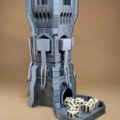 Tháp Đổ Xúc Xắc Kiểu Trung Cổ Có Máy Bắn Đá