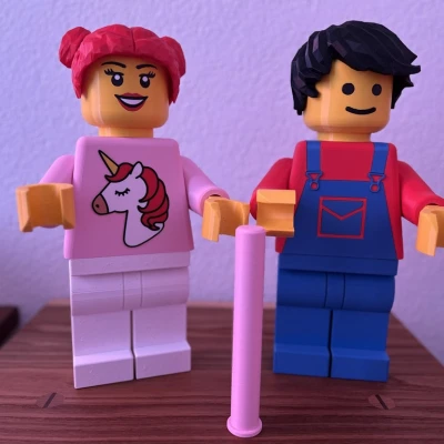 Chỗ để giấy vệ sinh hình Lego Girl
