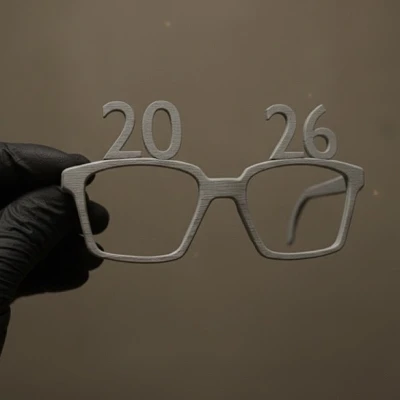 Kính Mắt Đón Giao Thừa