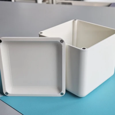 Hộp Đựng Vuông Hiện Đại Có Nắp Nam Châm