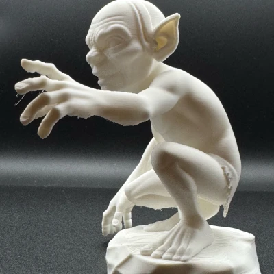 Mô hình Gollum Chúa tể những chiếc nhẫn
