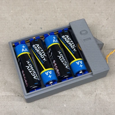Hộp Đựng Pin AA