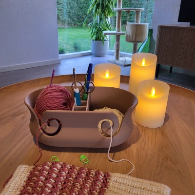 Tô Đựng Len Hai Ngăn Có Hộp Dụng Cụ – Phiên Bản Happy Wife