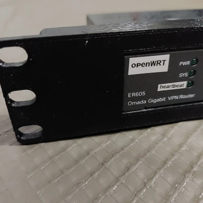 Giá đỡ rack 10" chắc chắn V.2 cho TL-ER605 (-V*) và TL-SG108 (-E)