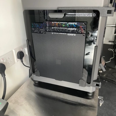 Giá đỡ nắp Carbon Elegoo Centauri và khay (phiên bản 3 và 5 khay). Có tùy chọn bản lề, không bản lề và điểm gắn ăng-ten wifi.