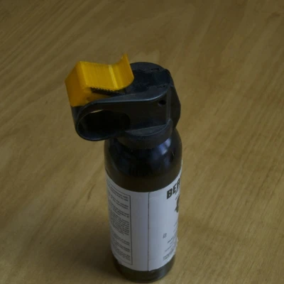 Kẹp An Toàn Bình Xịt Gấu