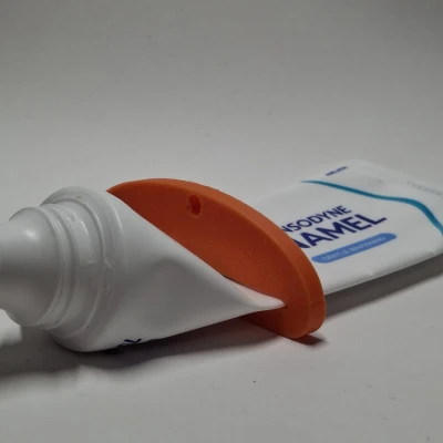 Dụng Cụ Nặn Kem Đánh Răng Đơn Giản