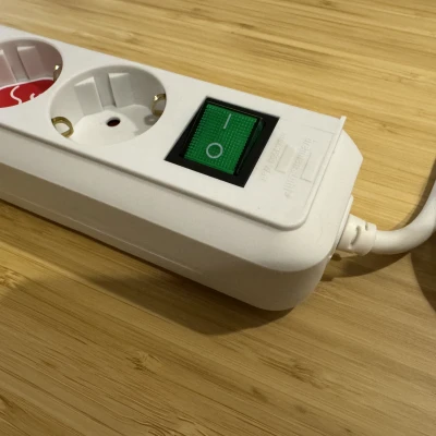 Đế gắn ổ cắm điện đa khe Brennenstuhl