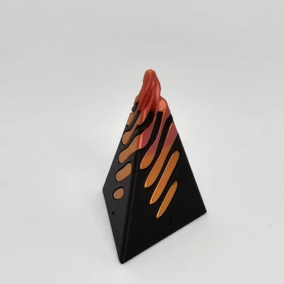 V2 - Ảo Ảnh Kim Tự Tháp Mini Xuyên Qua Không Thể