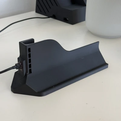 Kệ đỡ MacBook Pro 16 inch & kết nối hub