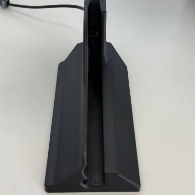 Kệ đỡ MacBook Pro 16 inch & kết nối hub