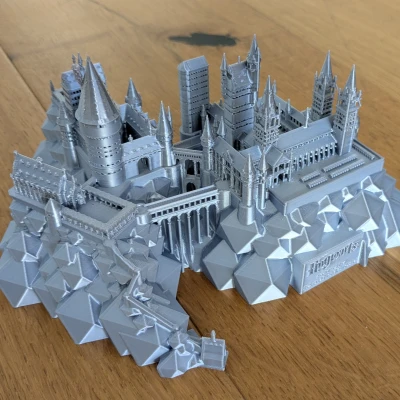 Lâu đài Hogwarts Harry Potter / Poudlard / Zweinsteins / Hogwarcie - Đa ngôn ngữ