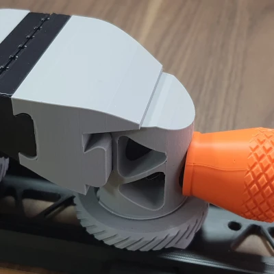 K̀m Ray (Bộ Cánh Tay Cơ Khí)