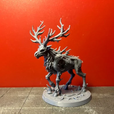 Tượng Nai Ma Thuật và Nai Nguyền Rủa - Mô Hình Đèn Đồng