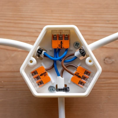 Hộp Đấu Nối WAGO 221 Thiết Kế Lục Giác