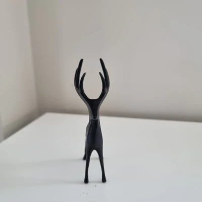 Hươu Phong Cách Tối Giản & Hiện Đại