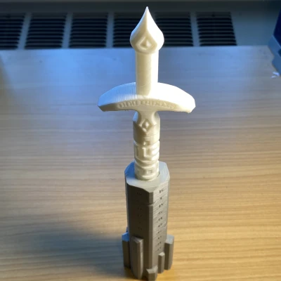 Hộp Xếp Hình Excalibur