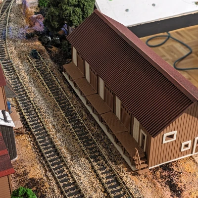 Nhà kho gỗ HO tỉ lệ 1:87