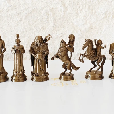 Bộ Cờ Vua Gia Đình Addams - Quân Cờ Gothic