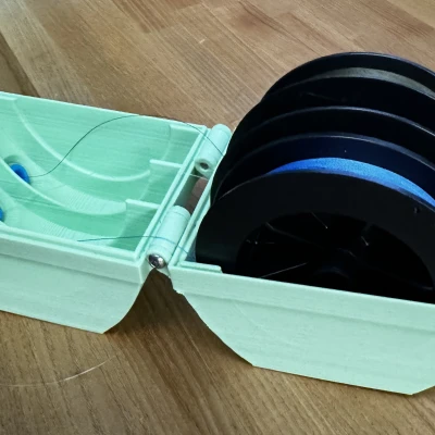 Hộp đựng cuộn dây câu cá